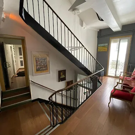 T3 N4 Combes Apartment *